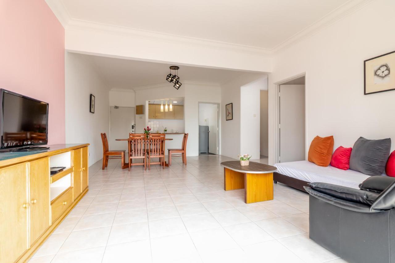 Condo At Melaka Raya By Idealhub Экстерьер фото